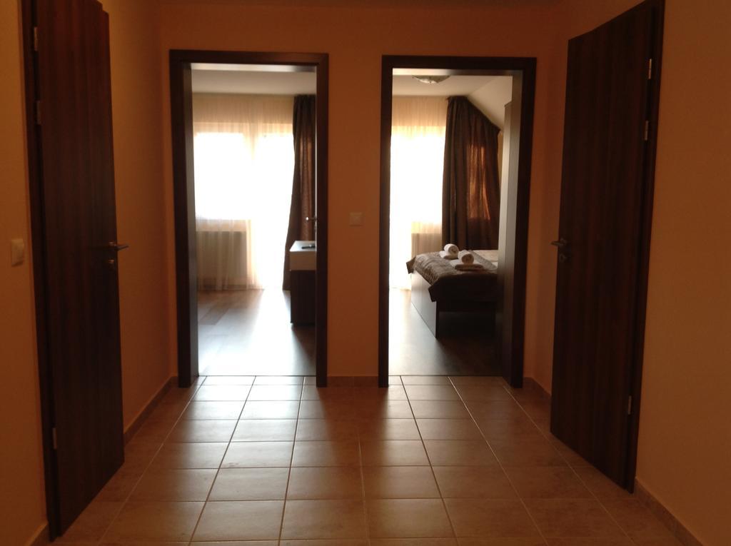 Attila Apartmanhaz Hotel Heviz Room photo