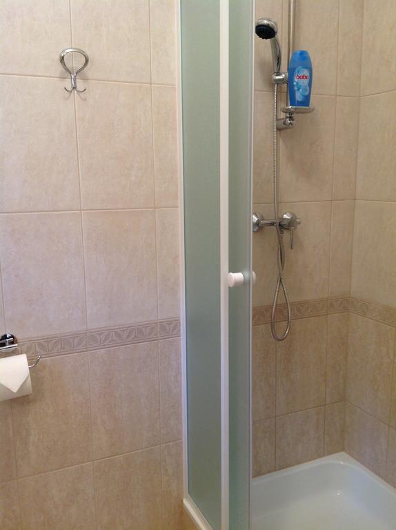 Attila Apartmanhaz Hotel Heviz Room photo